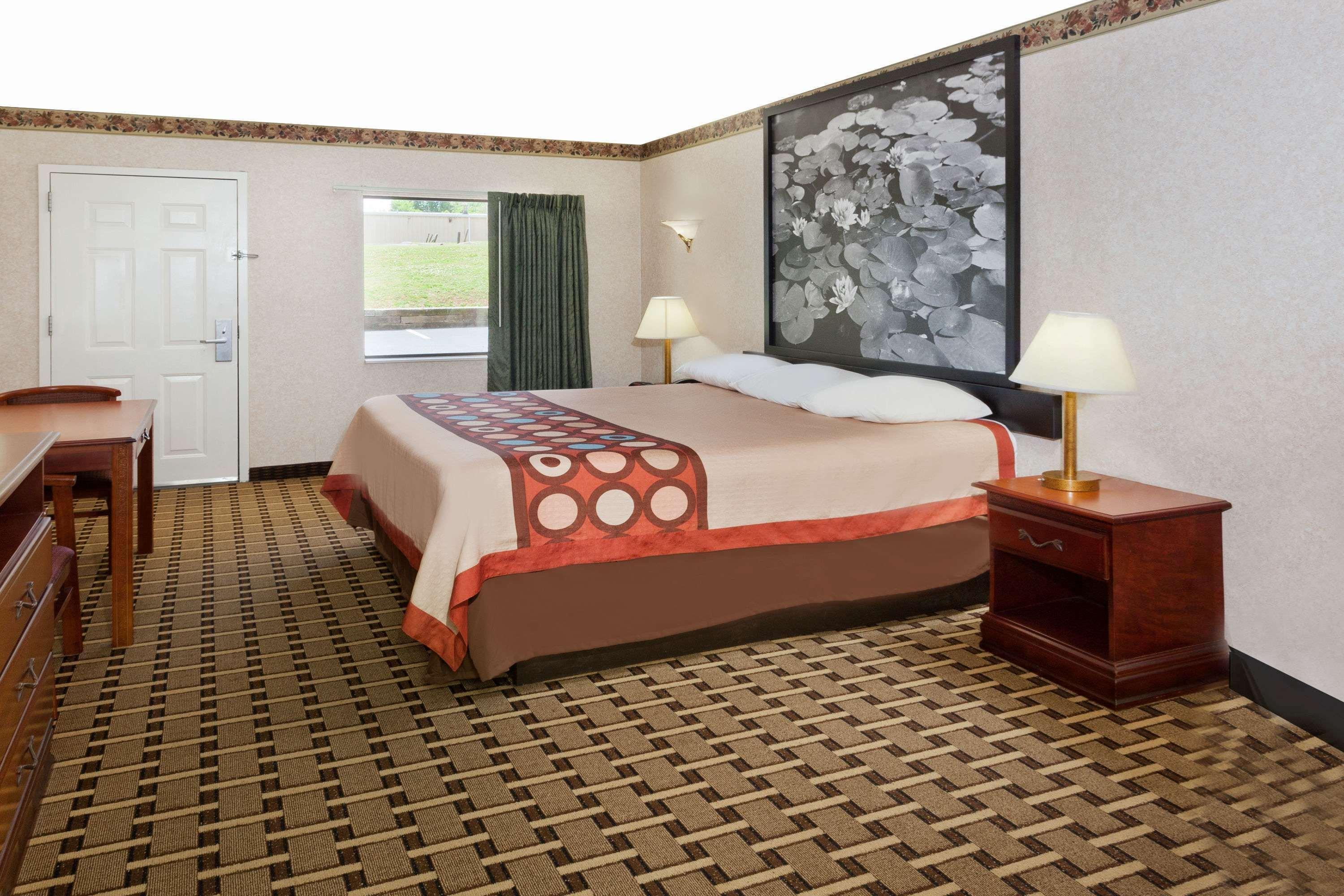 Super 8 By Wyndham Ft. Oglethorpe Ga/chatt Tn Area Fort Oglethorpe