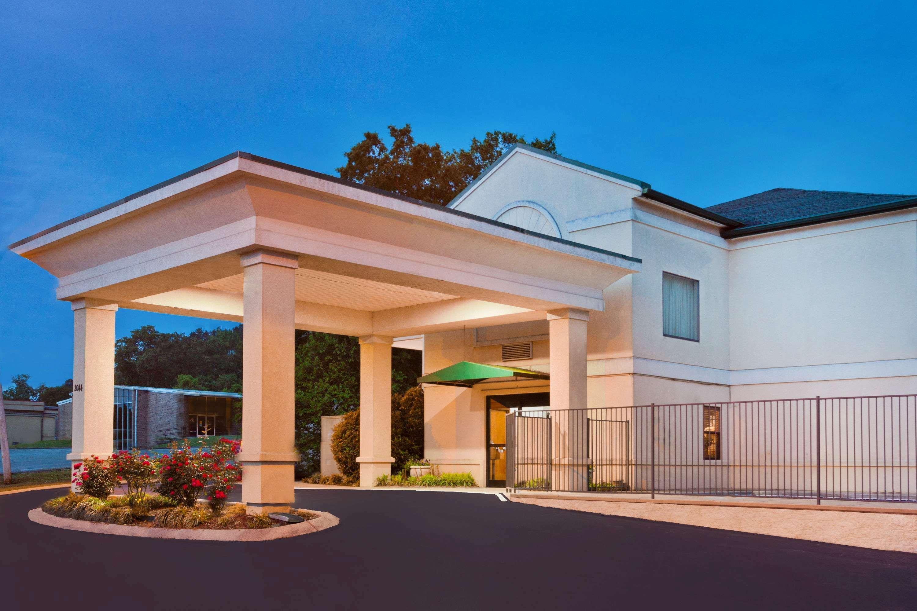 Super 8 By Wyndham Ft. Oglethorpe Ga/chatt Tn Area 3*